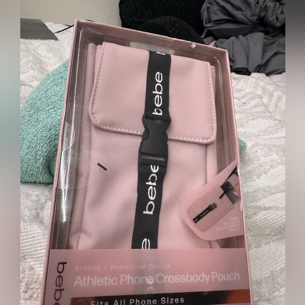 BEBE Athletic phone crossbody pouch NWT!